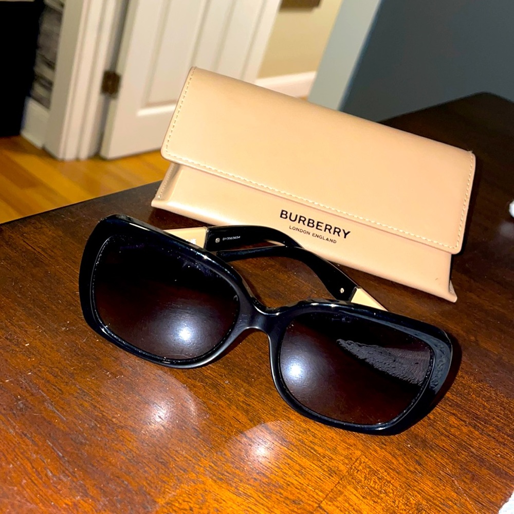 Burberry sunglasses